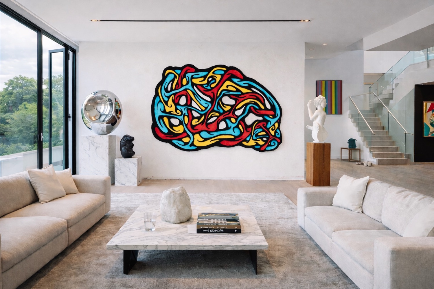 Primary Organic, œuvre murale en laine tuftée · JDO